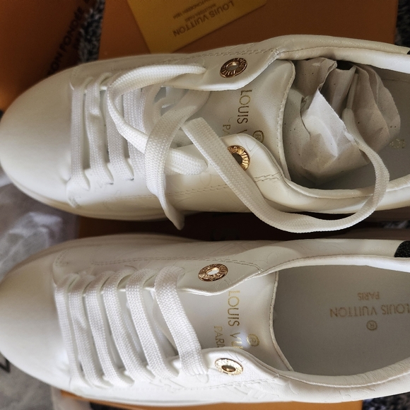 Front Row L.V. sneakers 👟 - Picture 4 of 7